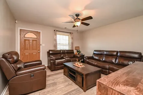 5150 Winona Lane Gurnee IL 60031