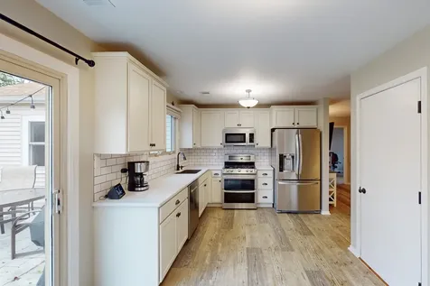 5150 Winona Lane Gurnee IL 60031