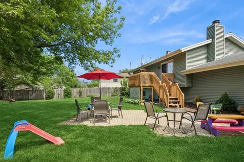 930 Camelot Drive Crystal Lake IL 60014