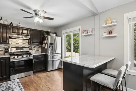 930 Camelot Drive Crystal Lake IL 60014
