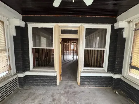4821 West Washington Boulevard Chicago IL 60644