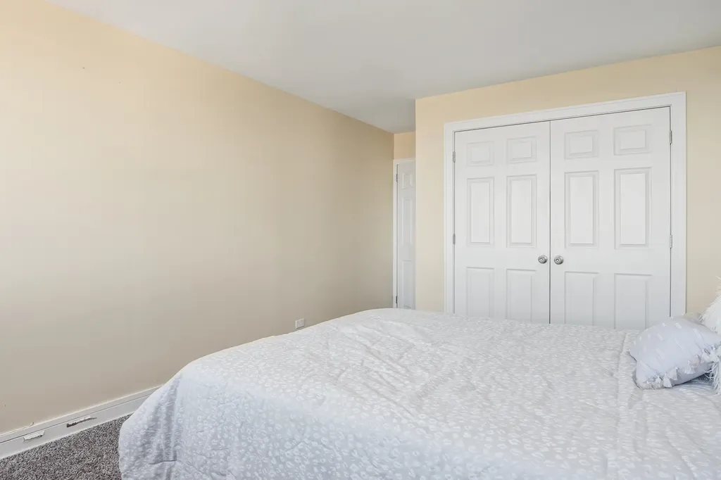 4800 South Lake Park Avenue Chicago IL 60615