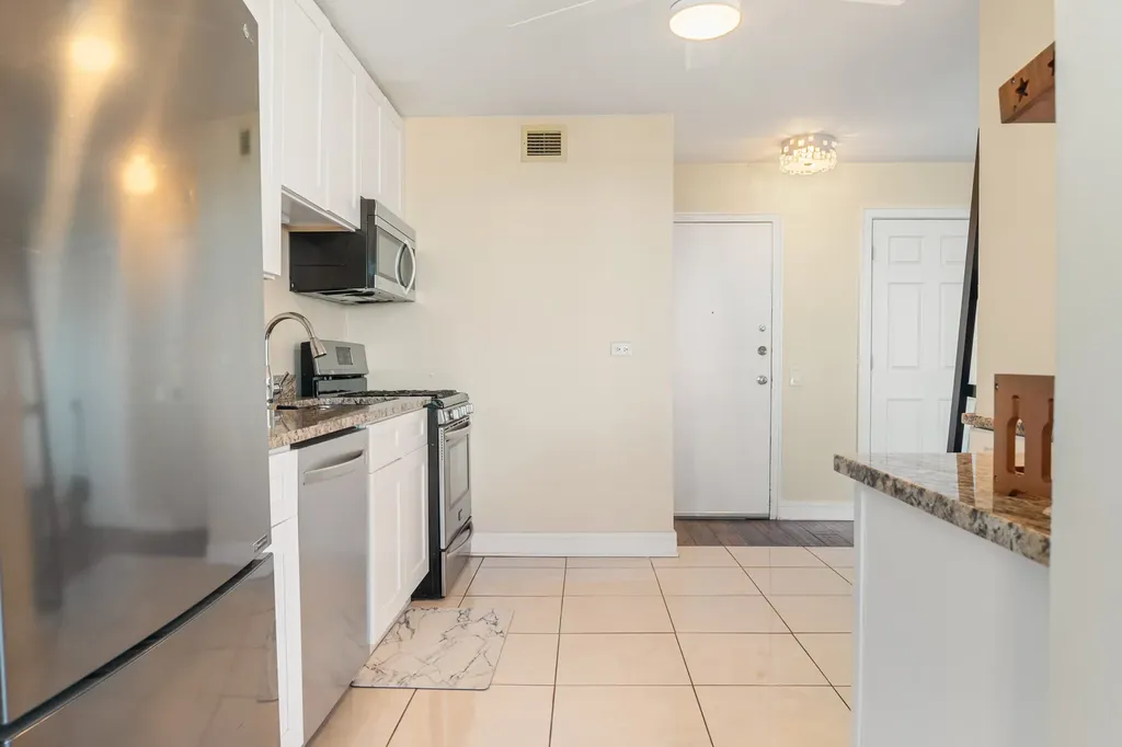 4800 South Lake Park Avenue Chicago IL 60615