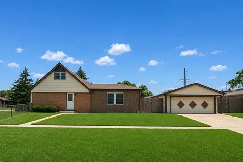 6853 Saratoga Drive Bridgeview IL 60455