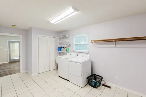 1816 Calico Road Marion IL 62959