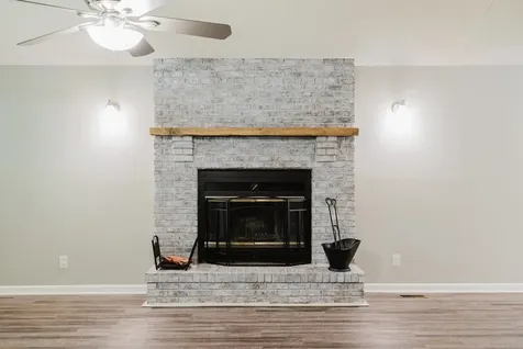 1816 Calico Road Marion IL 62959