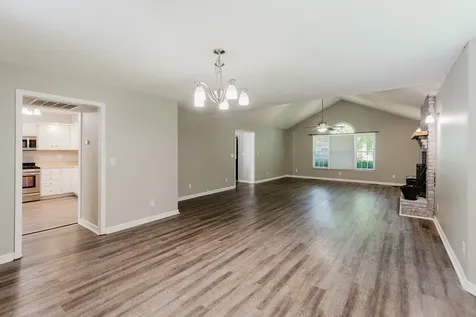 1816 Calico Road Marion IL 62959