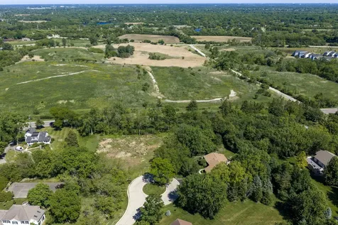 1 High Point Circle Hawthorn Woods IL 60047