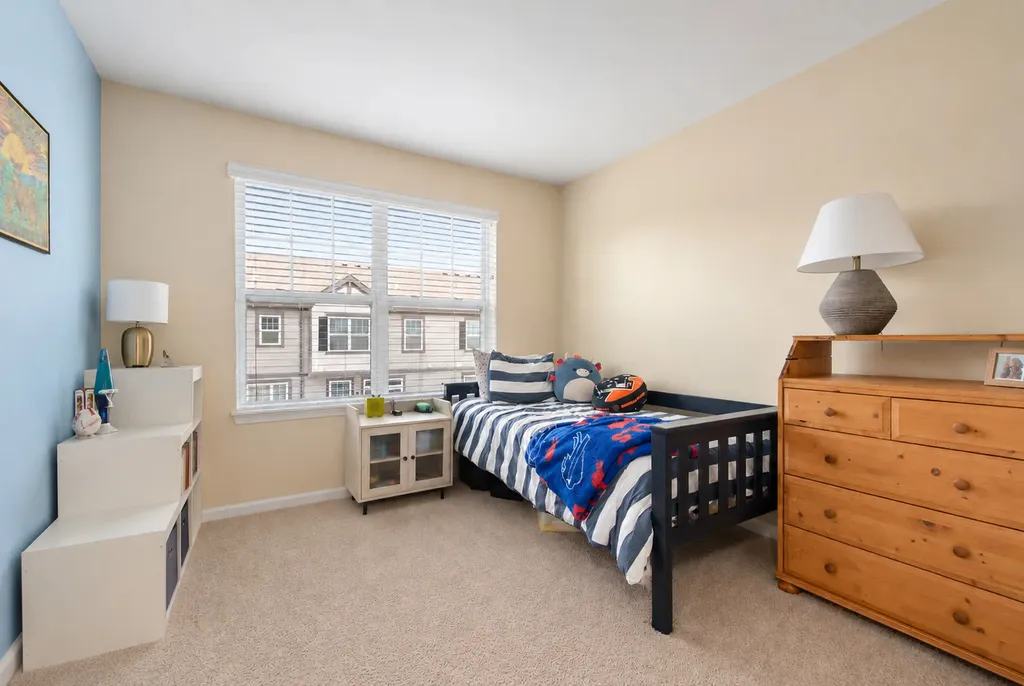 30W047 Brayman Court Warrenville IL 60563