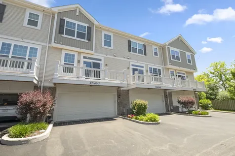 30W047 Brayman Court Warrenville IL 60563