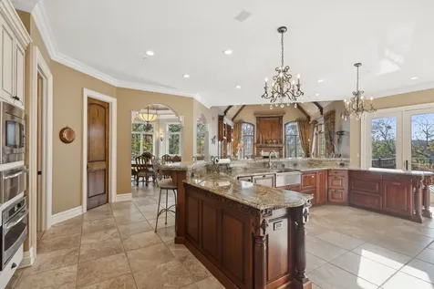 1051 Oakmont Court Woodstock IL 60098
