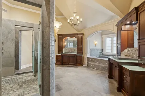 1051 Oakmont Court Woodstock IL 60098