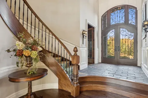 1051 Oakmont Court Woodstock IL 60098