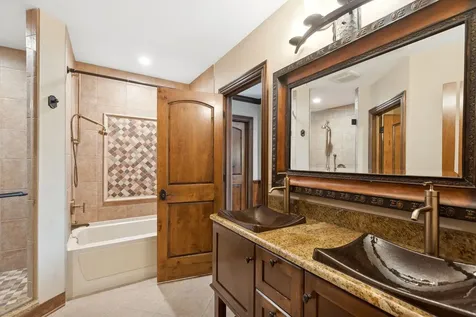 1051 Oakmont Court Woodstock IL 60098