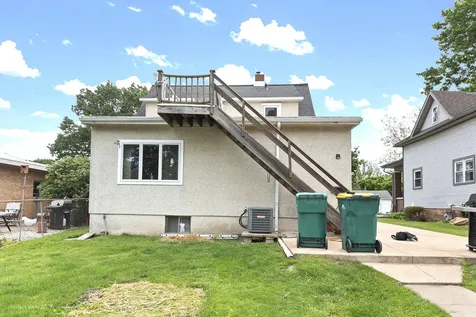 106 South 3rd Avenue Streator IL 61364