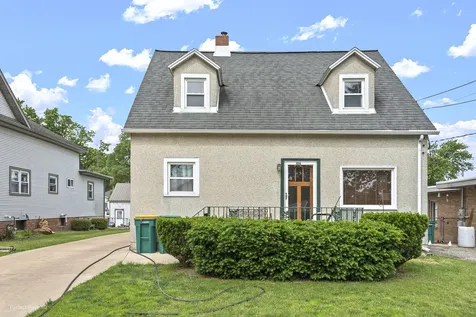 106 South 3rd Avenue Streator IL 61364