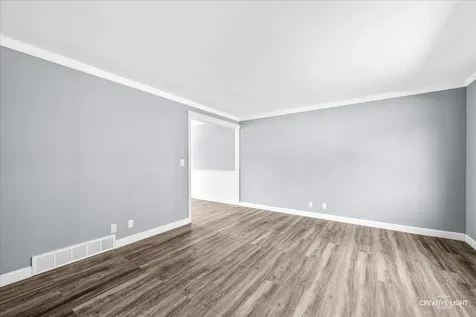 1376 Monomoy Street Aurora IL 60506