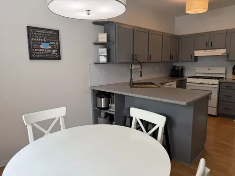 717 Hidden Creek Lane North Aurora IL 60542