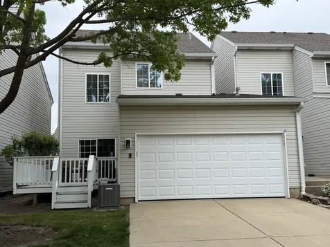 717 Hidden Creek Lane North Aurora IL 60542