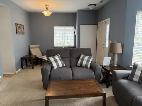 717 Hidden Creek Lane North Aurora IL 60542
