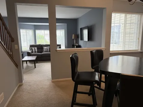 717 Hidden Creek Lane North Aurora IL 60542