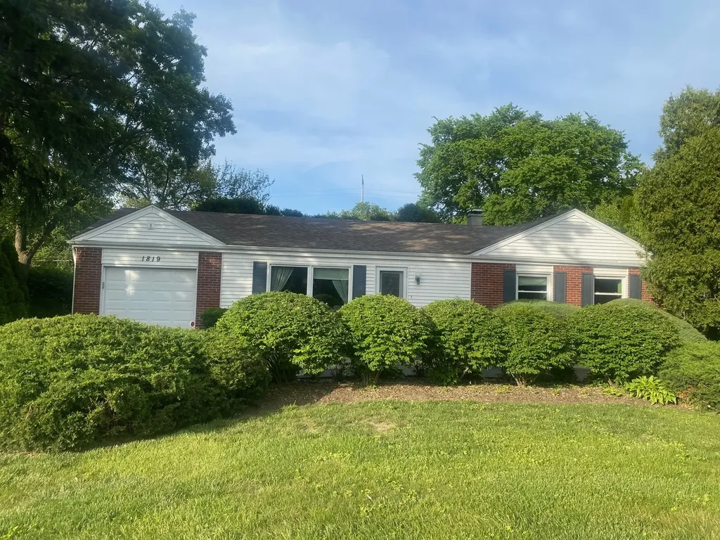 1819 Happ Road Northbrook IL 60062