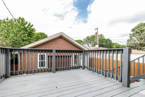 3238 North Pioneer Avenue Chicago IL 60634