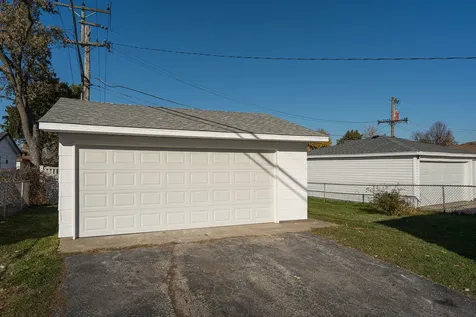 6964 West Cleveland Street Niles IL 60714