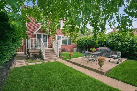 7143 North Mason Avenue Chicago IL 60646
