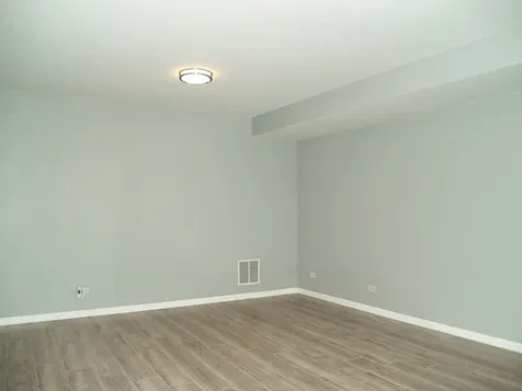 381 Park Ridge Lane Aurora IL 60504