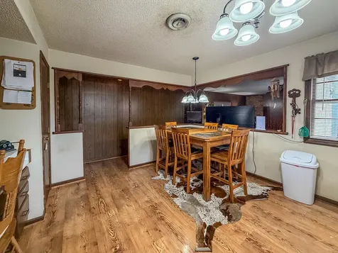 9758 East 1980 North Road Oakwood IL 61858