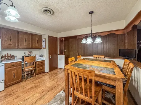 9758 East 1980 North Road Oakwood IL 61858