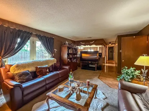 9758 East 1980 North Road Oakwood IL 61858