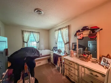 9758 East 1980 North Road Oakwood IL 61858