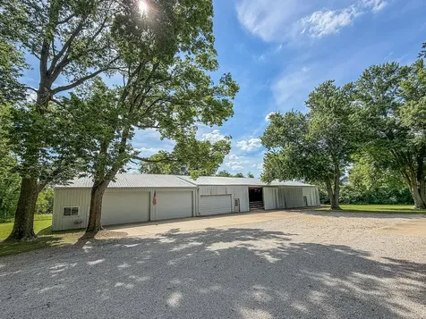9758 East 1980 North Road Oakwood IL 61858