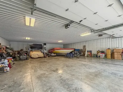 9758 East 1980 North Road Oakwood IL 61858