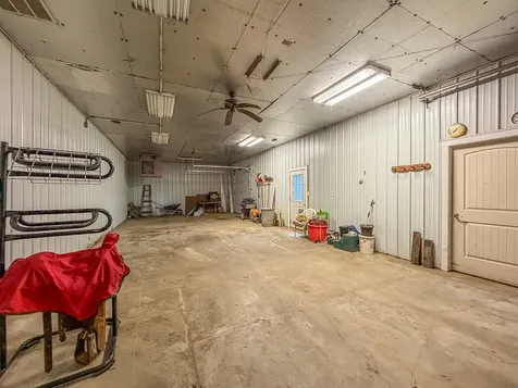 9758 East 1980 North Road Oakwood IL 61858