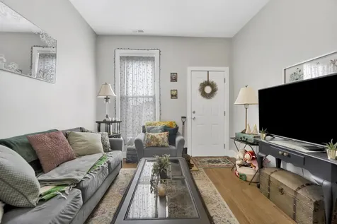 2545 West North Avenue Chicago IL 60647