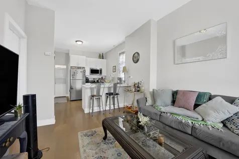 2545 West North Avenue Chicago IL 60647