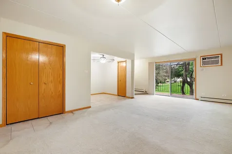 14016 Waterbury Drive Crestwood IL 60418