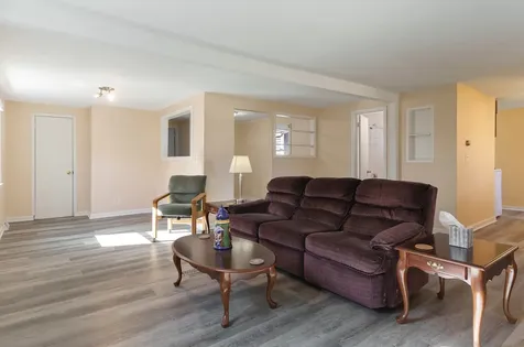 707 Marie Avenue Machesney Park IL 61115