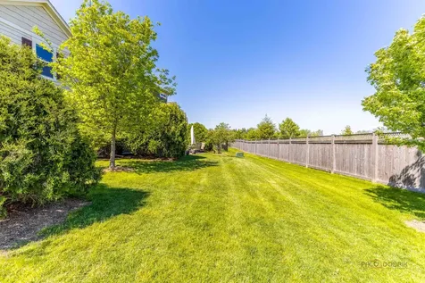 234 Belmont Drive Lincolnshire IL 60069