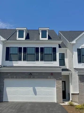 2002 Palmer Court Hoffman Estates IL 60169