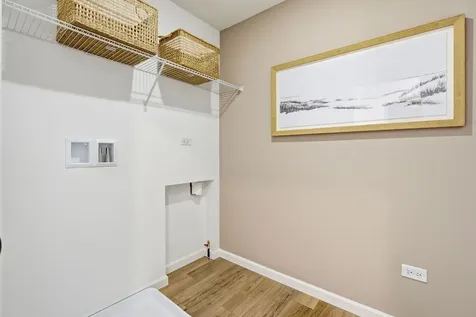 2002 Palmer Court Hoffman Estates IL 60169