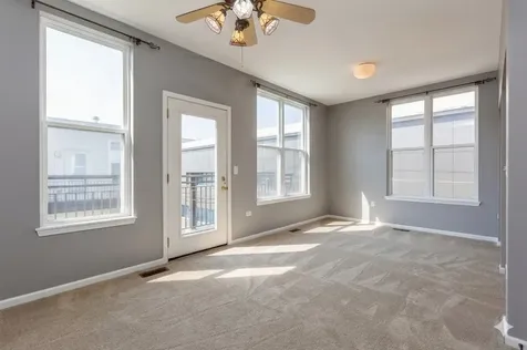 3238 North Kilbourn Avenue Chicago IL 60641