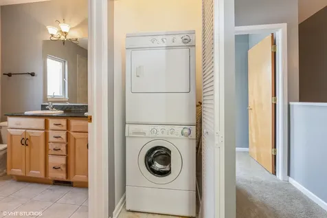 3238 North Kilbourn Avenue Chicago IL 60641