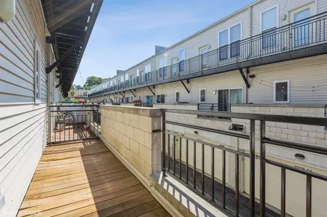 3238 North Kilbourn Avenue Chicago IL 60641