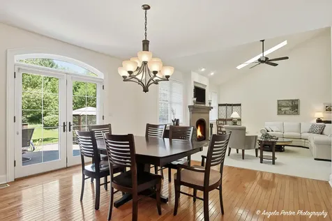 6712 Burning Tree Circle Mchenry IL 60050
