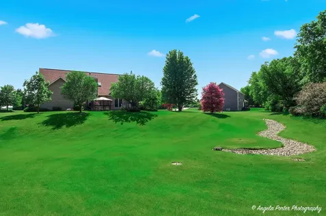 6712 Burning Tree Circle Mchenry IL 60050