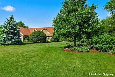 6712 Burning Tree Circle Mchenry IL 60050